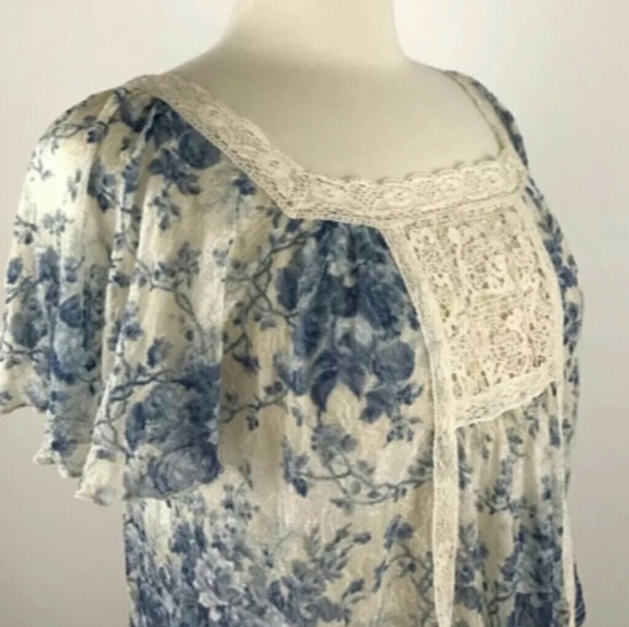 Ralph Lauren denim and supply blouse. - Picture 4 of 8